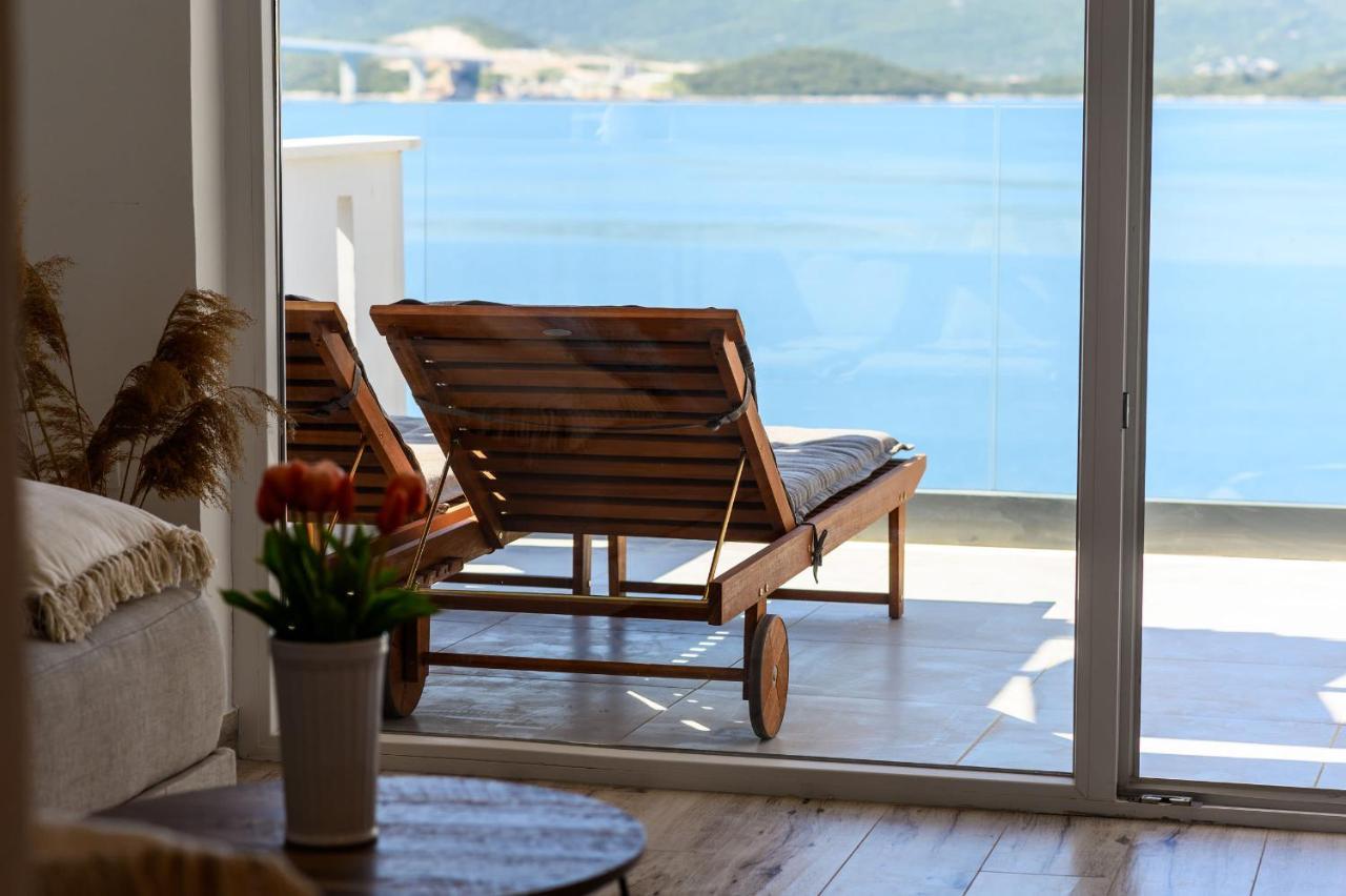 Apartments Morska Vila コマルナ エクステリア 写真