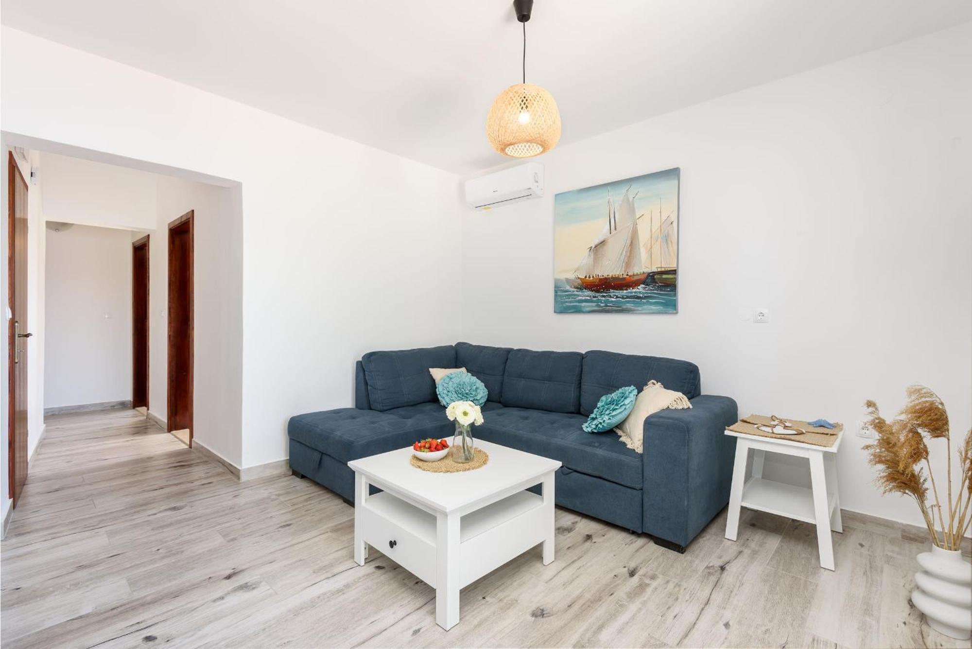Apartments Morska Vila コマルナ エクステリア 写真